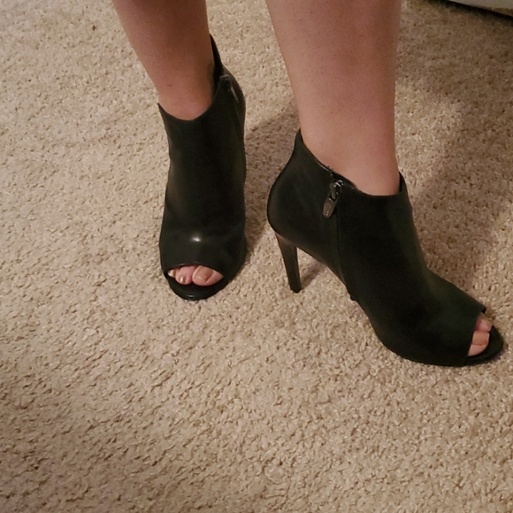 Peep toe heel - Picture 4 of 4